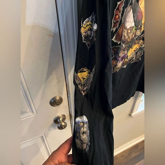 Marvel Zombies Long Sleeve T-Shirt - Marvel Zombie Heads Ripping Out - Picture 3 of 7